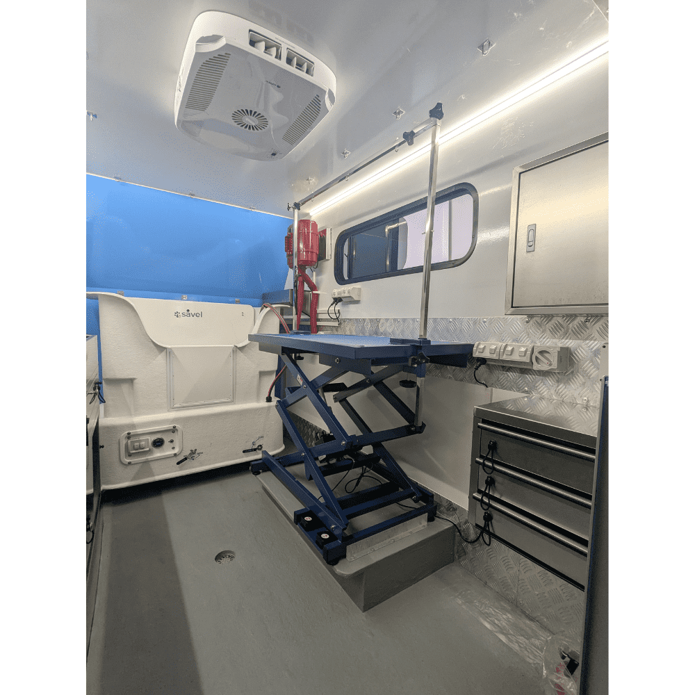 Extra Heavy Duty Mobile Dog Grooming Table - Image 3